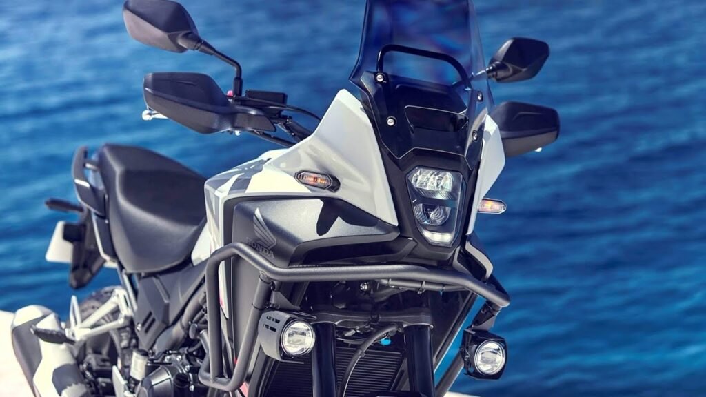 Honda NX500 Adventure Tourer Features
