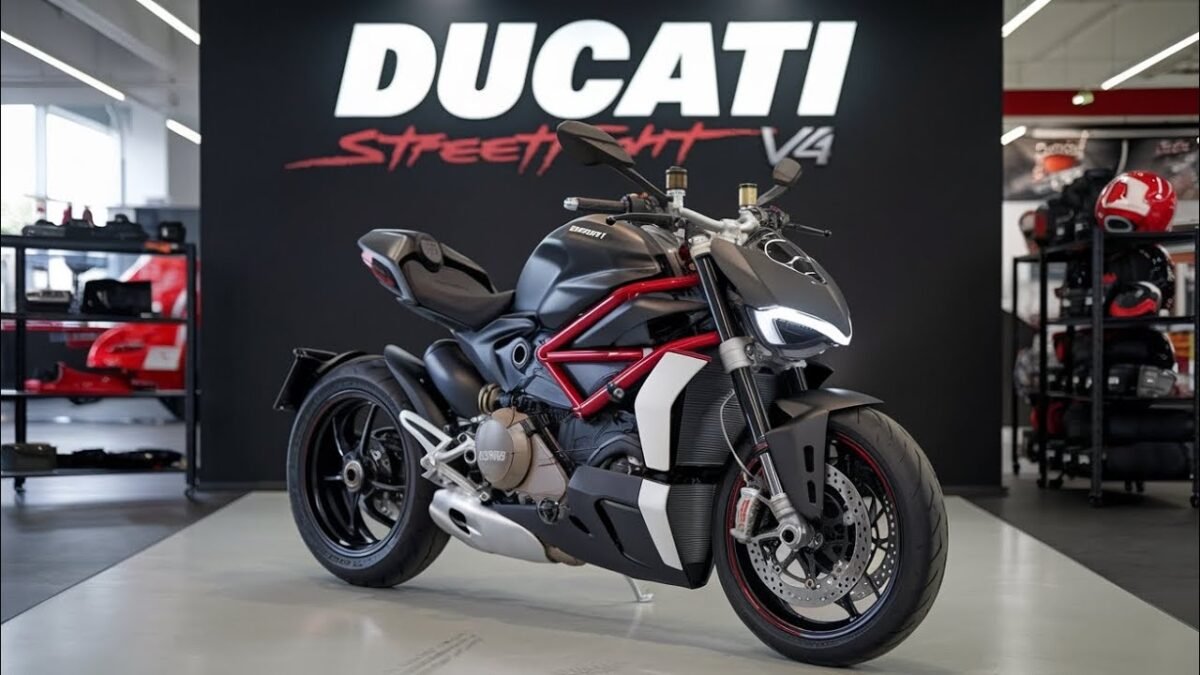 2025 Ducati Streetfighter V4: The Ultimate 208HP Powerhouse Set to Take 2025 by Storm 2025 Ducati Streetfighter V4