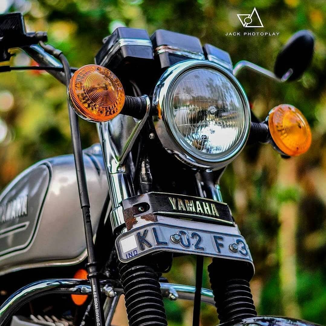 Yamaha RX 100