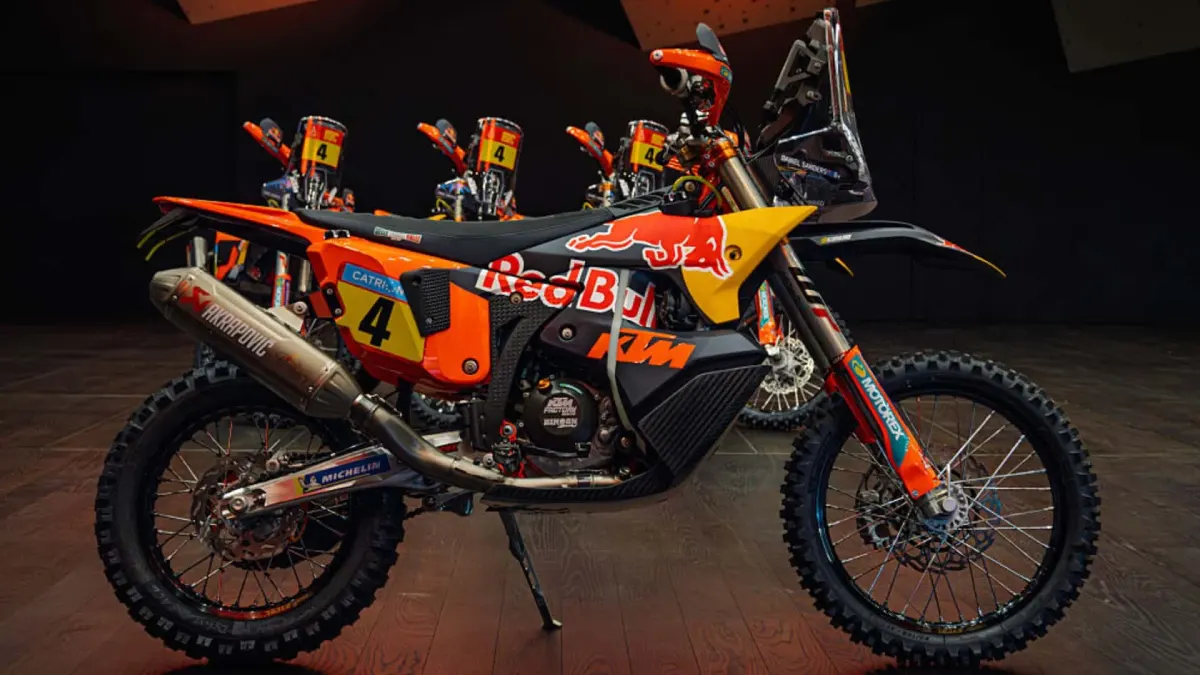 2025 KTM 450 Rally Replica with Ultimate Desert Racing Machine and 34.5-Liter Fuel Capacity