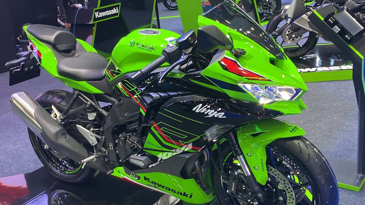 New Kawasaki Ninja ZX4R Sports Bike Launched In India – Price, Power, and Performance Details